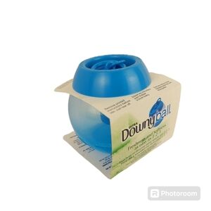 Downy Ultra Ball Fabric Softener Dispenser Ball Reusable New